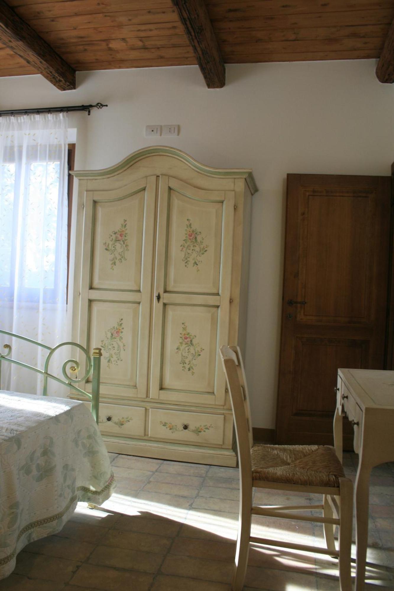 Agriturismo Fara Hotel Montegiorgio Bilik gambar