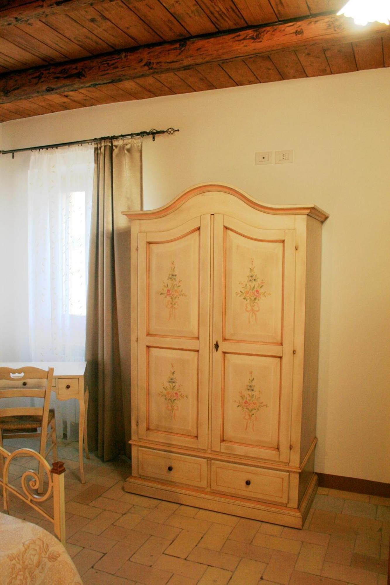 Agriturismo Fara Hotel Montegiorgio Bilik gambar