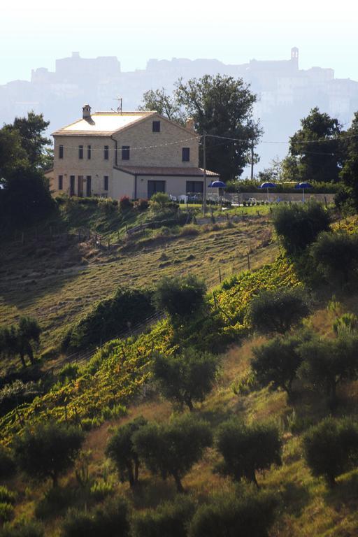 Agriturismo Fara Hotel Montegiorgio Luaran gambar