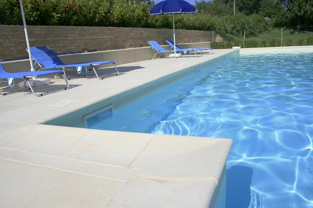 Agriturismo Fara Hotel Montegiorgio Luaran gambar