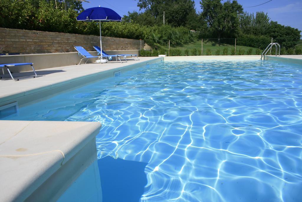 Agriturismo Fara Hotel Montegiorgio Bilik gambar
