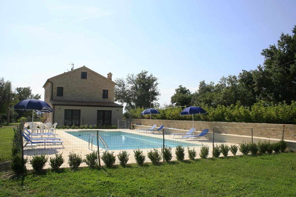 Agriturismo Fara Hotel Montegiorgio Luaran gambar