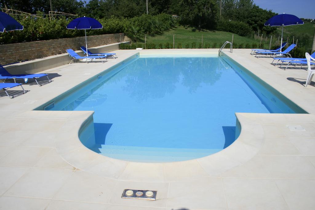Agriturismo Fara Hotel Montegiorgio Luaran gambar